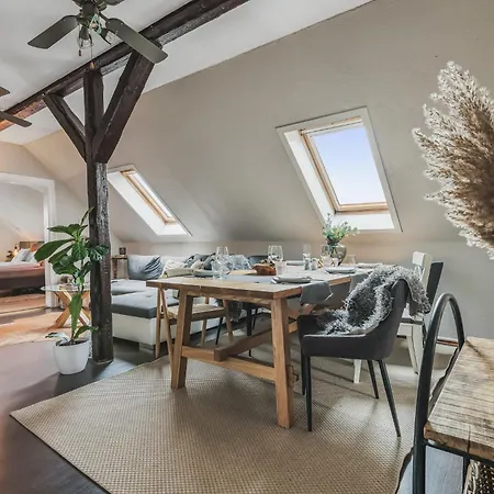 Апартаменты Hirsch-apartment-5 Eulennest *